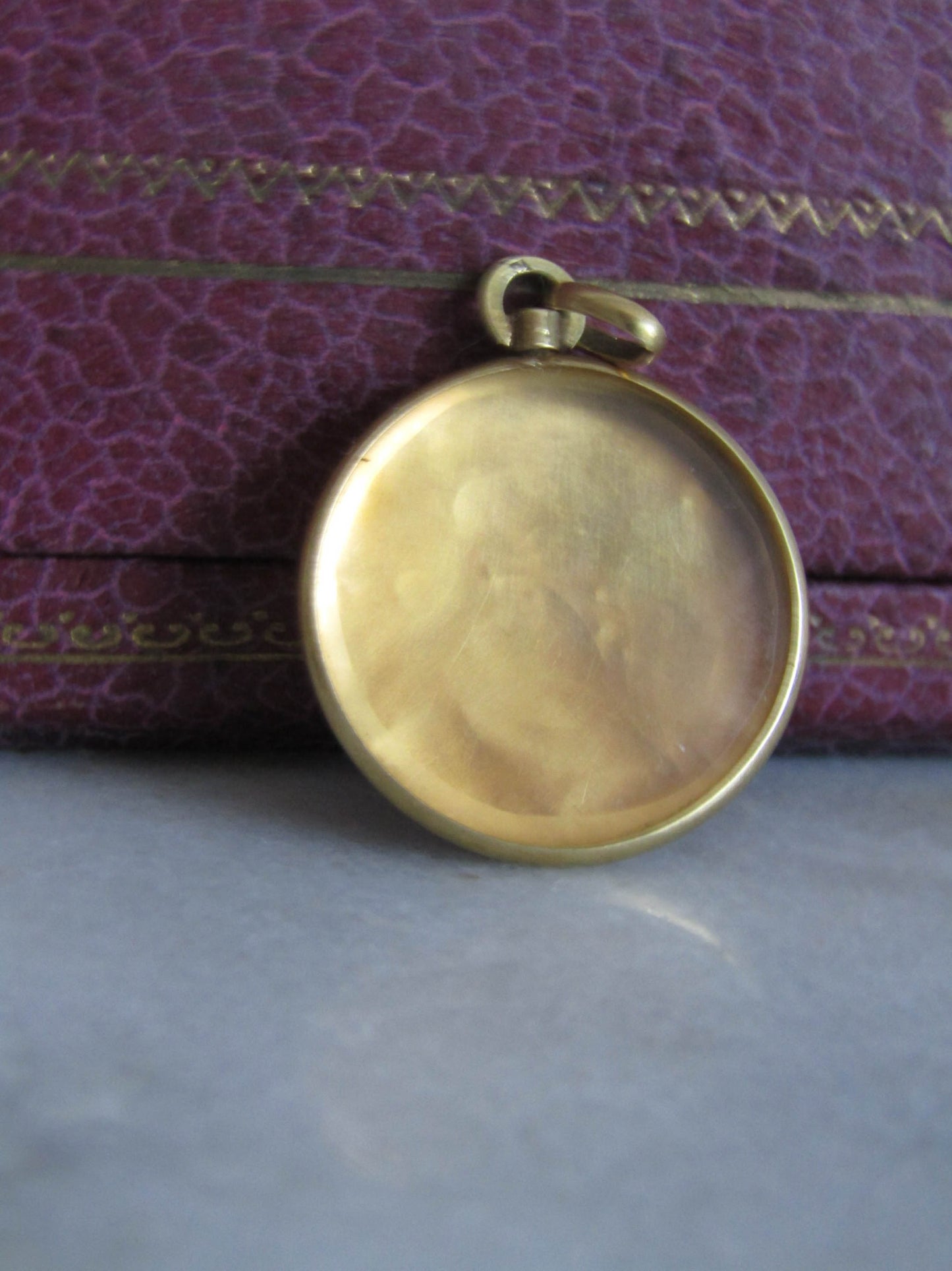 Antique Art Nouveau Lily of the Valley Glass Back Locket c. 1900