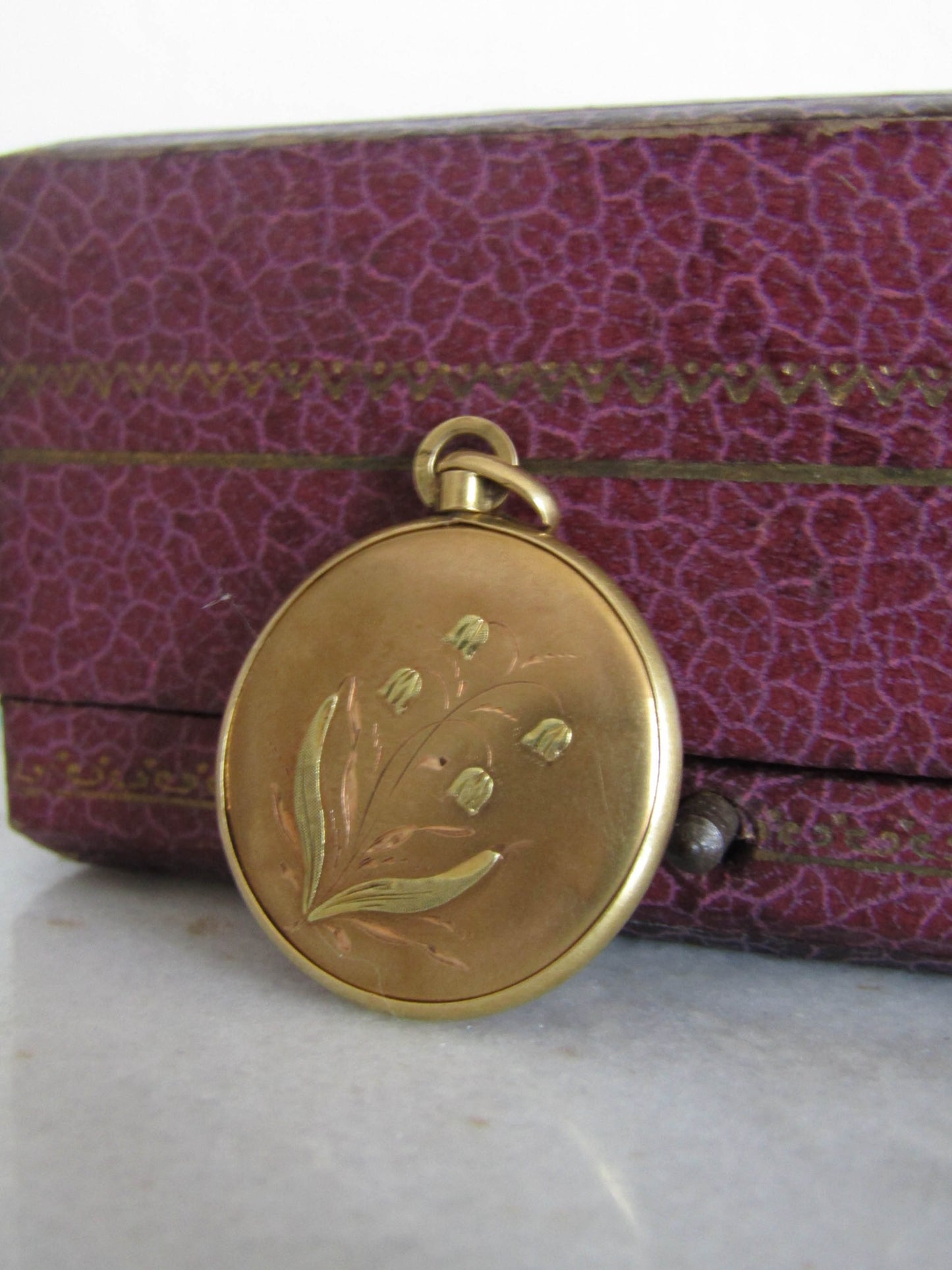 Antique Art Nouveau Lily of the Valley Glass Back Locket c. 1900