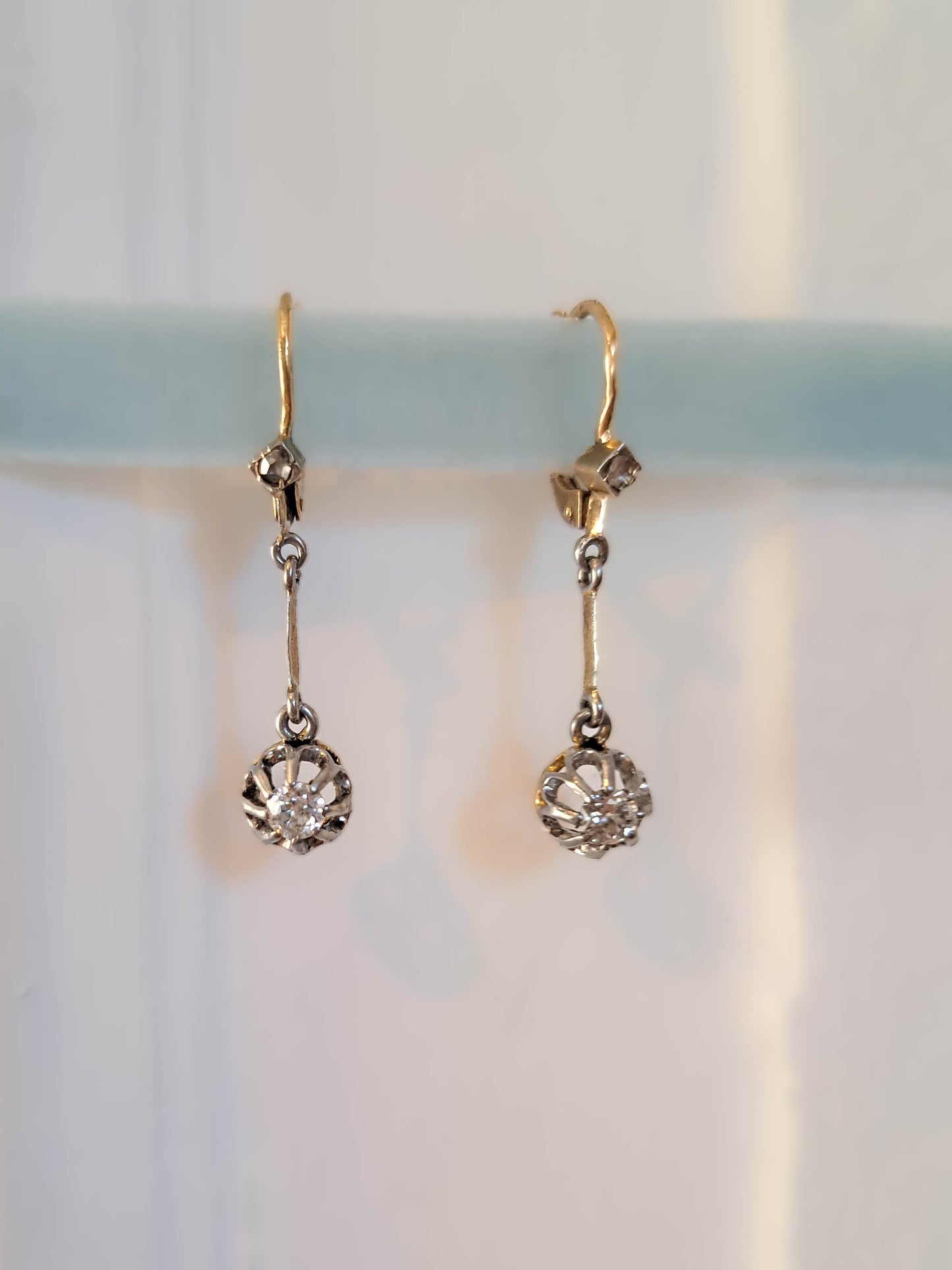 Antique 18K Gold and Platinum Old European Cut .3 carats Diamond Drop Earrings, French Art Deco Dangle Earrings