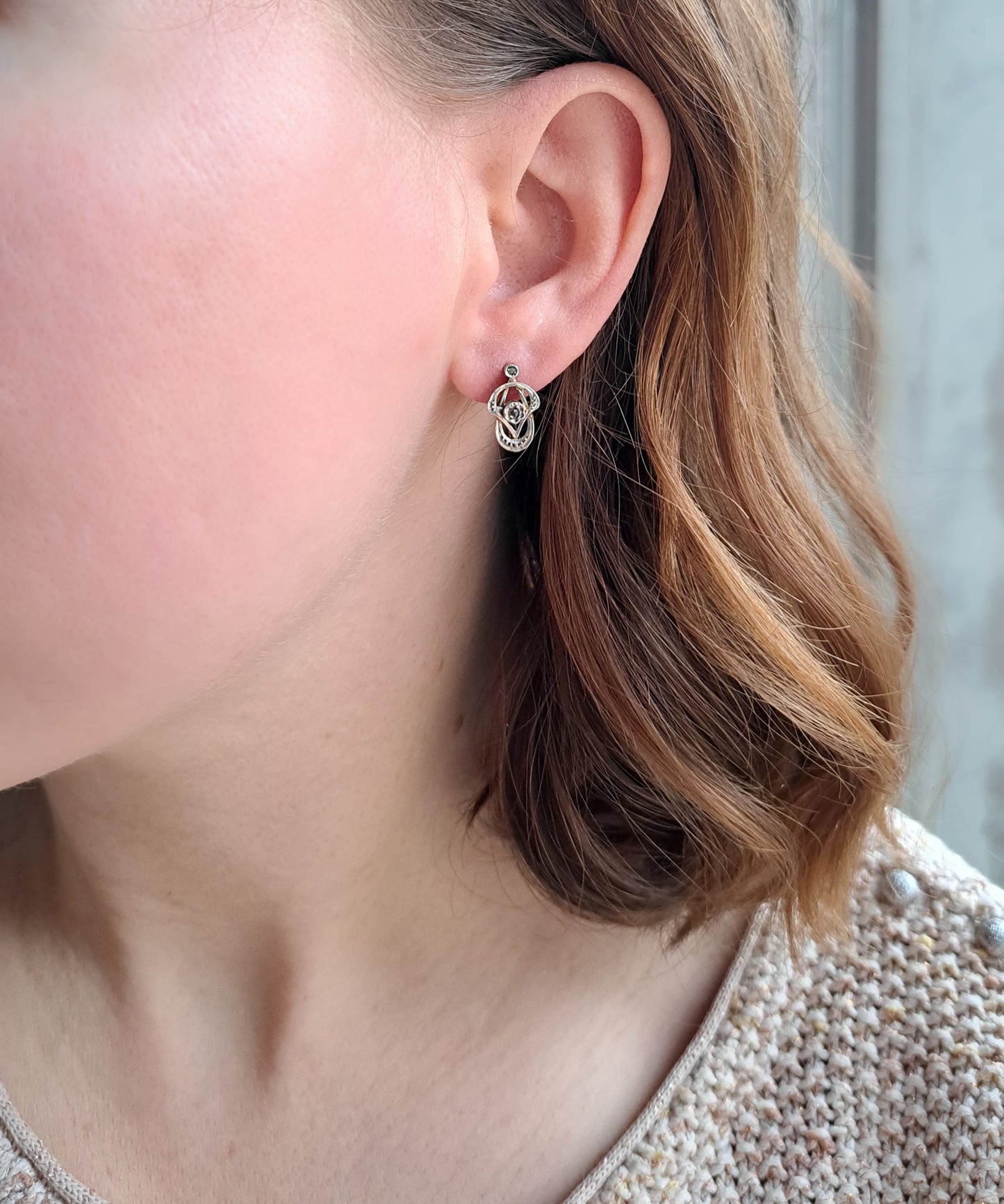 Antique French 18K Gold and Art Nouveau Edwardian Drop Dangle Earrings c. 1900