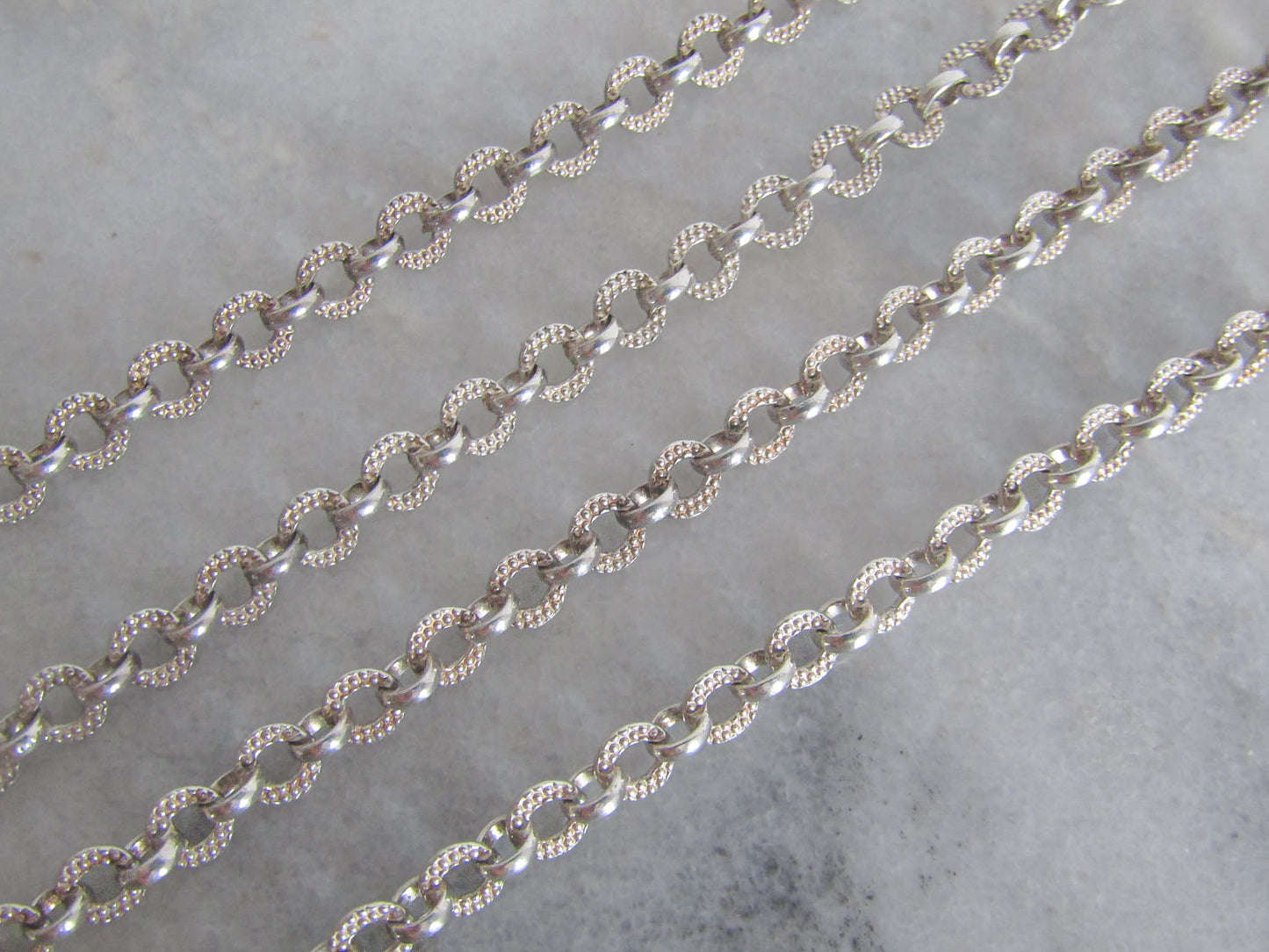 Antique Silver Textured Long Guard Chain
