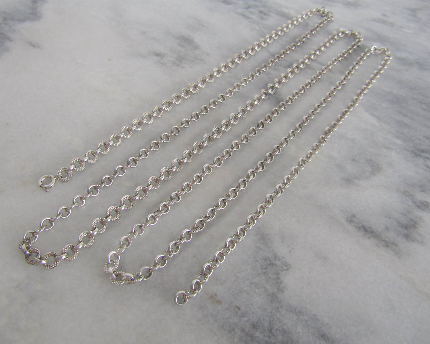 Antique Silver Textured Long Guard Chain
