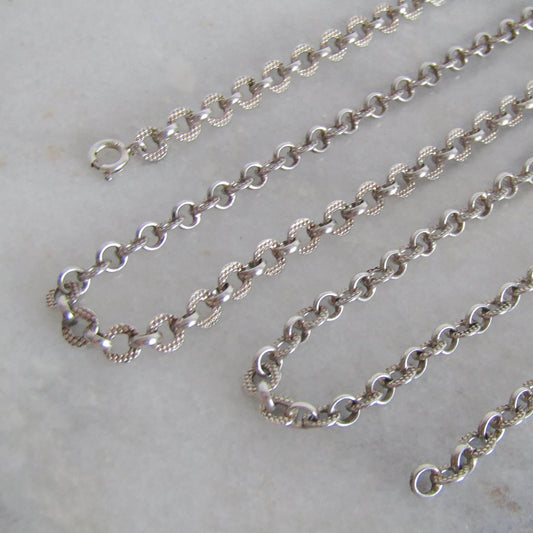 Antique Silver Textured Long Guard Chain