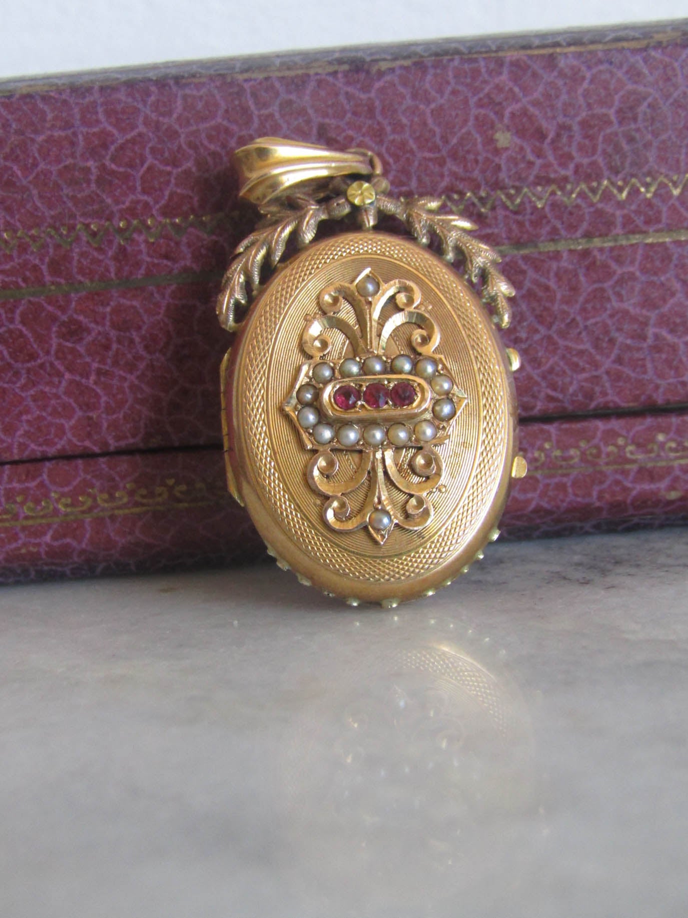 Antique 18K Solid Gold French Victorian Locket with Hinged Glass Partition