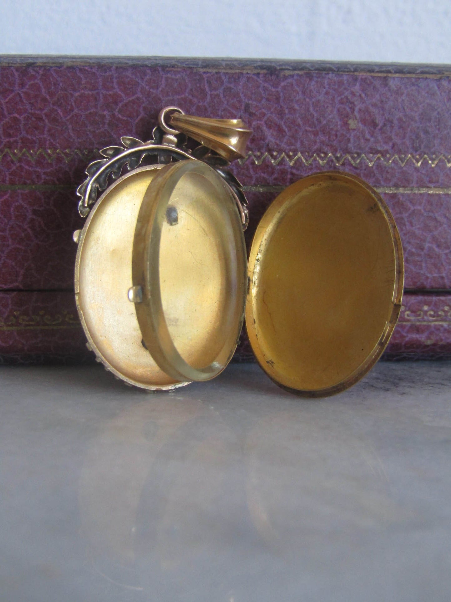 Antique 18K Solid Gold French Victorian Locket with Hinged Glass Partition