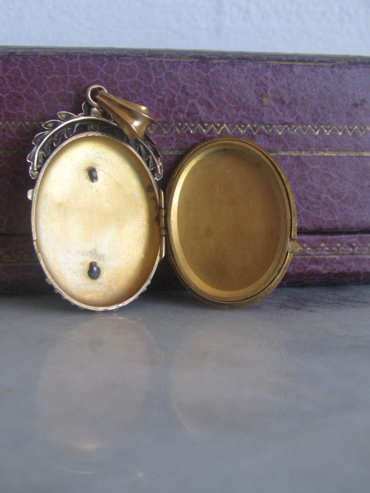 Antique 18K Solid Gold French Victorian Locket with Hinged Glass Partition