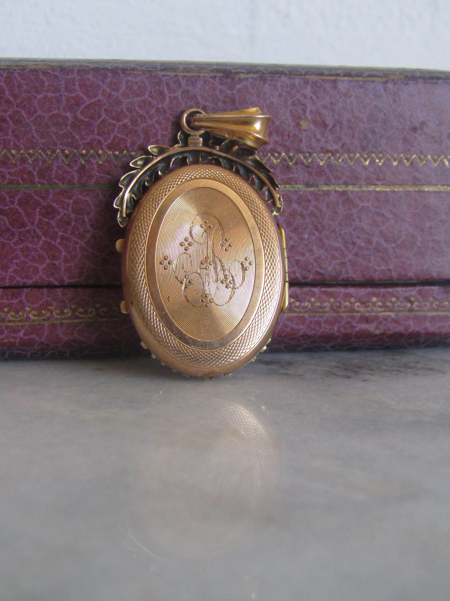 Antique 18K Solid Gold French Victorian Locket with Hinged Glass Partition