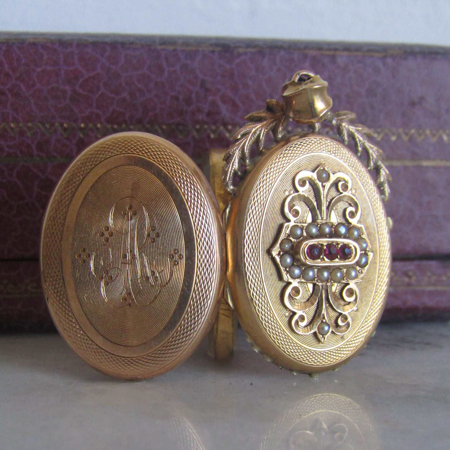 Antique 18K Solid Gold French Victorian Locket with Hinged Glass Partition