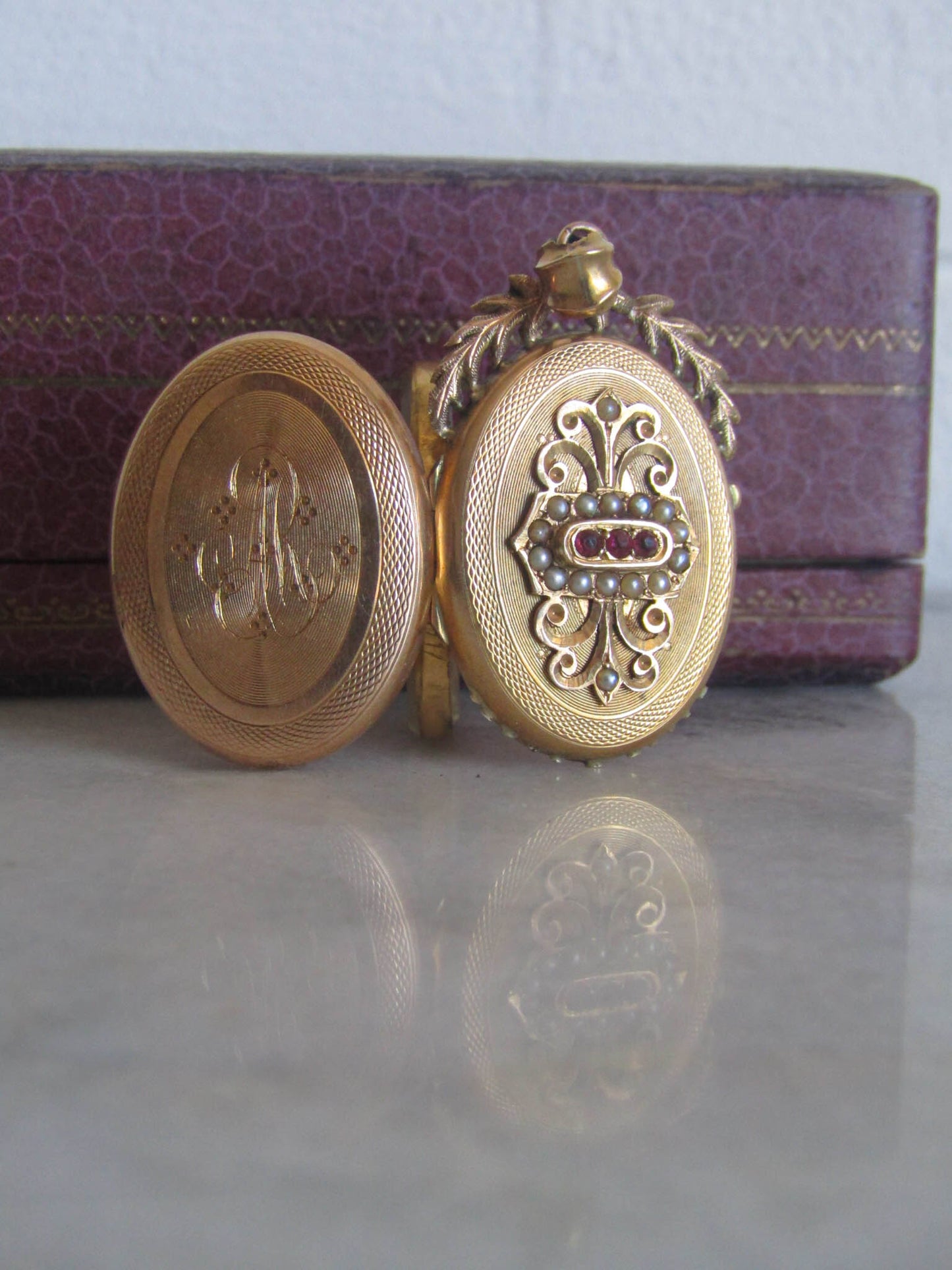 Antique 18K Solid Gold French Victorian Locket with Hinged Glass Partition