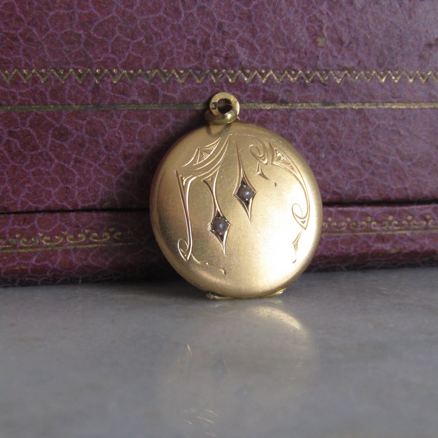 Antique French Edwardian Round Locket with Seed Pearls c. 1900