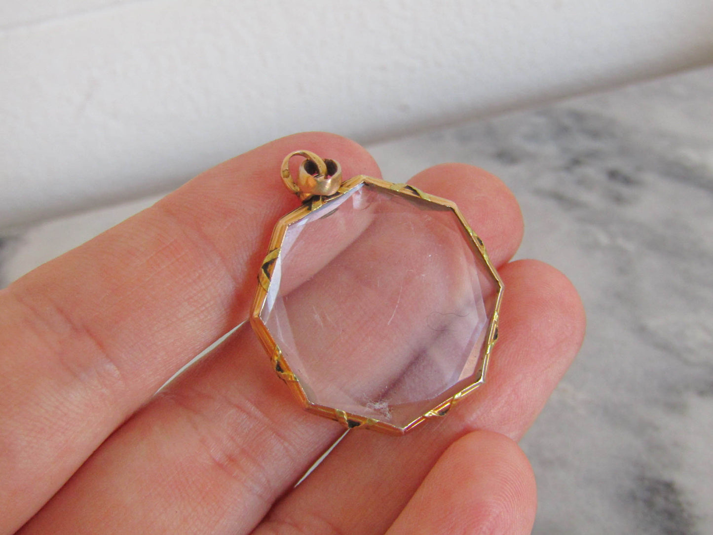 Antique French Hexagonal Glass Shaker Locket, 18k Gold French Locket c. 1900