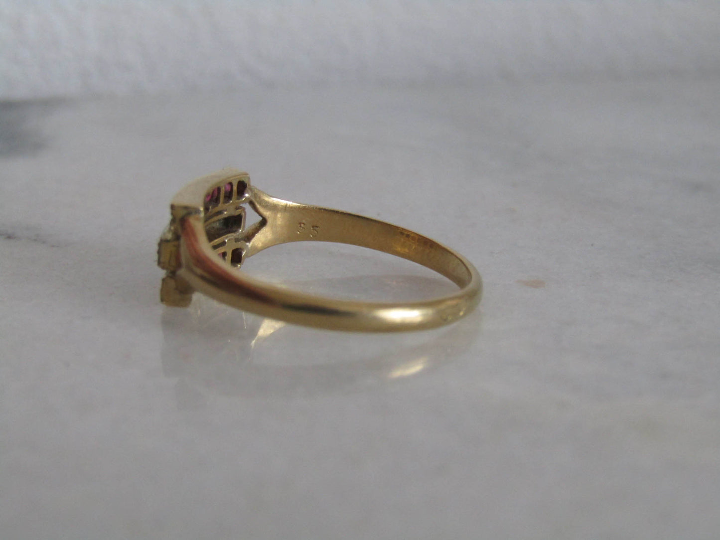 Vintage Art Deco Calibrated Ruby and Diamond Line Ring