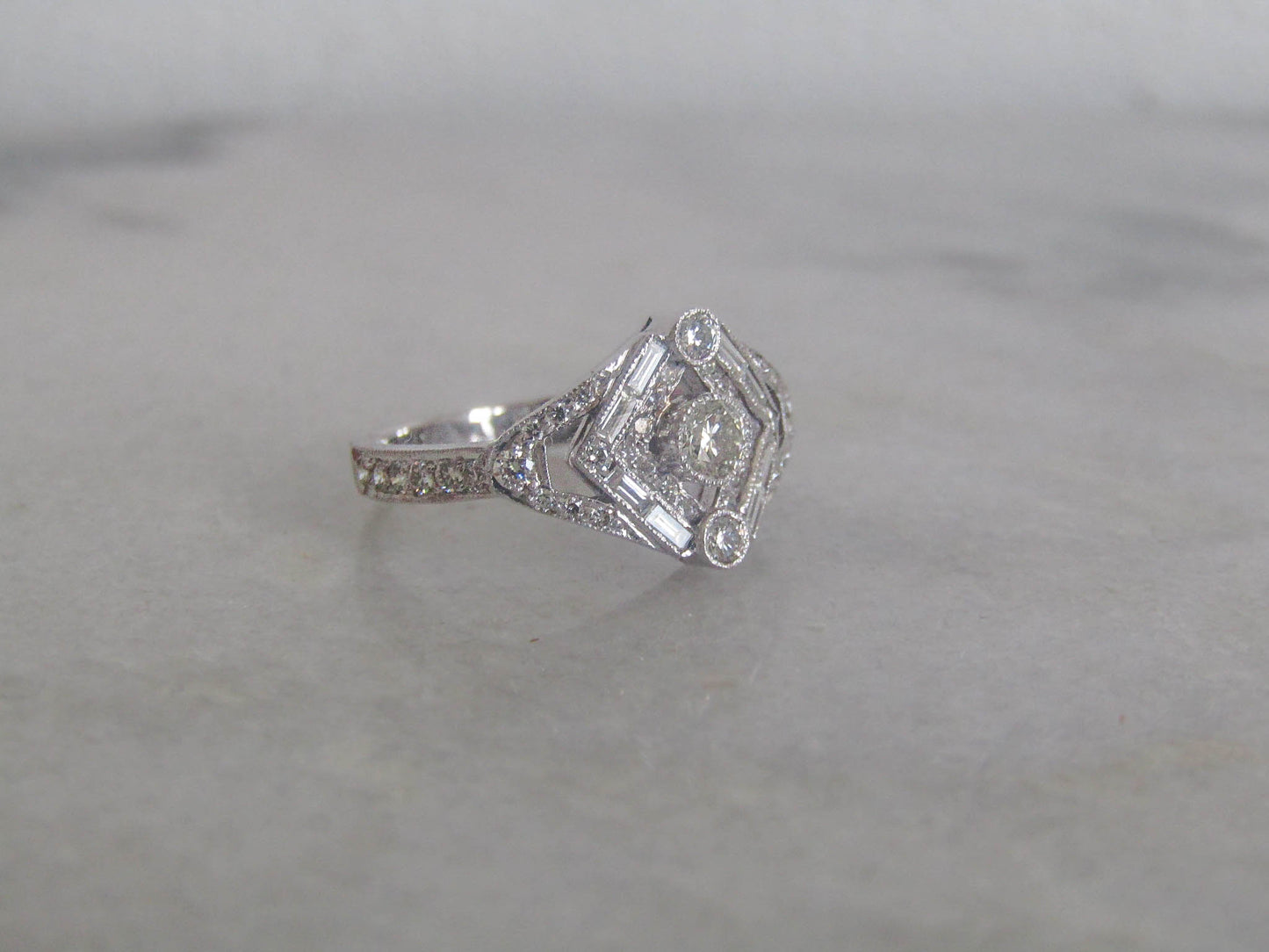 Vintage Art Deco Style 18K Solid Gold Diamond Ring before 2000