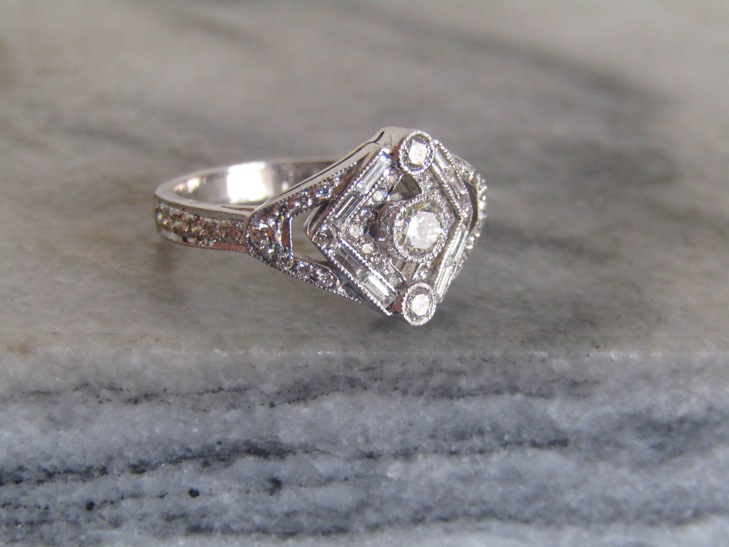 Vintage Art Deco Style 18K Solid Gold Diamond Ring before 2000