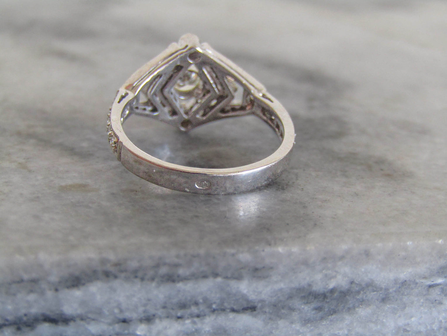 Vintage Art Deco Style 18K Solid Gold Diamond Ring before 2000