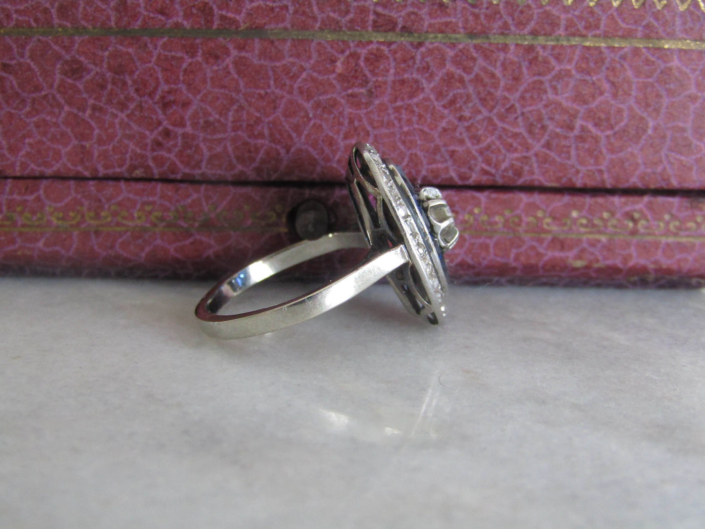 Antique Art Deco Calibrated Sapphire Ring