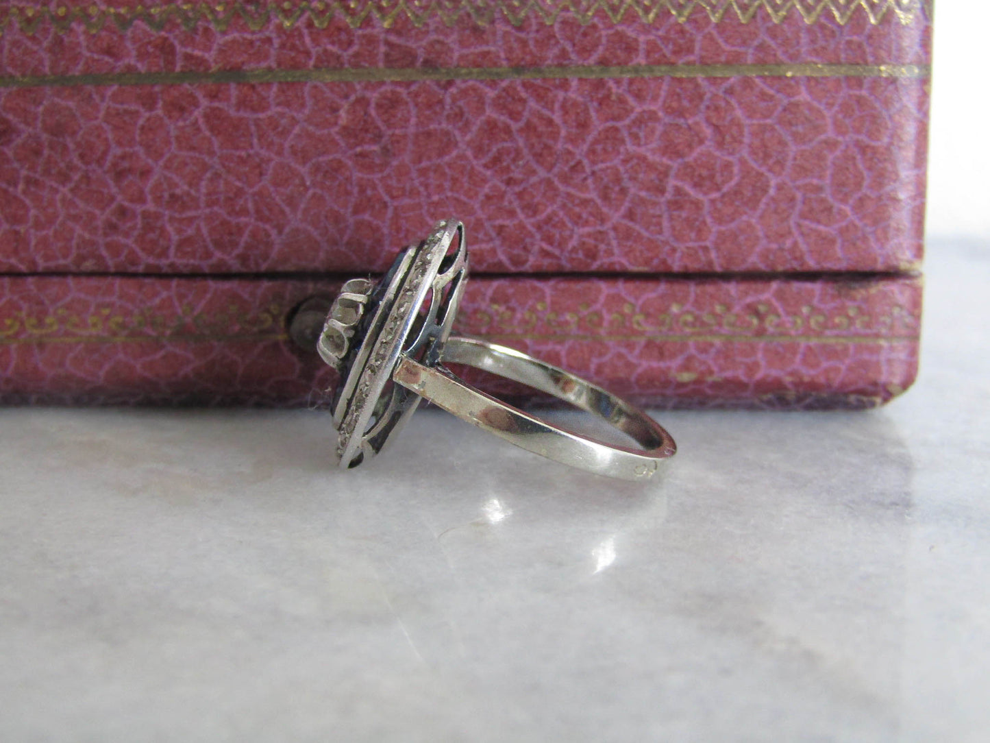 Antique Art Deco Calibrated Sapphire Ring