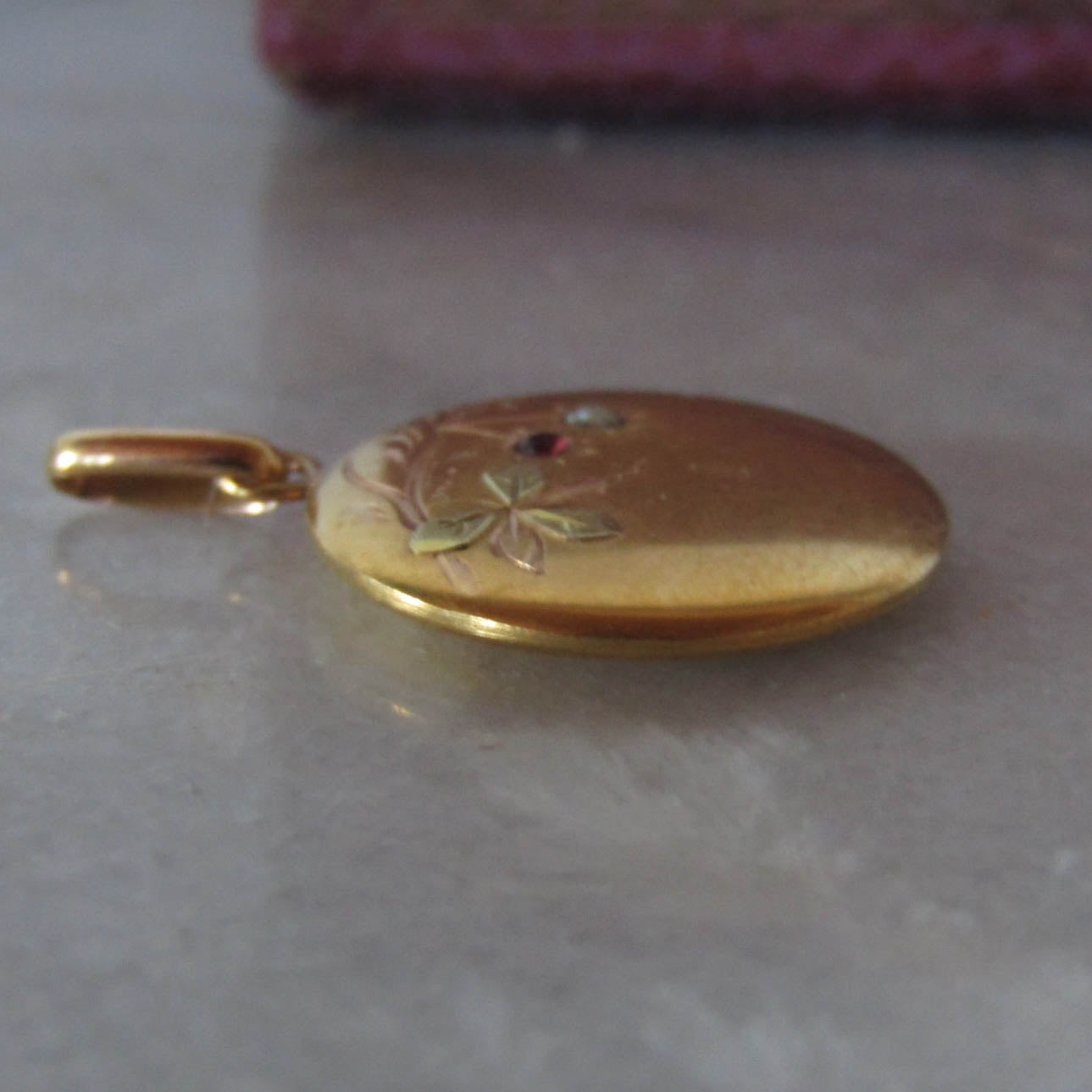 Antique French Belle Epoque 18K Solid Gold Round Pendant c. 1900