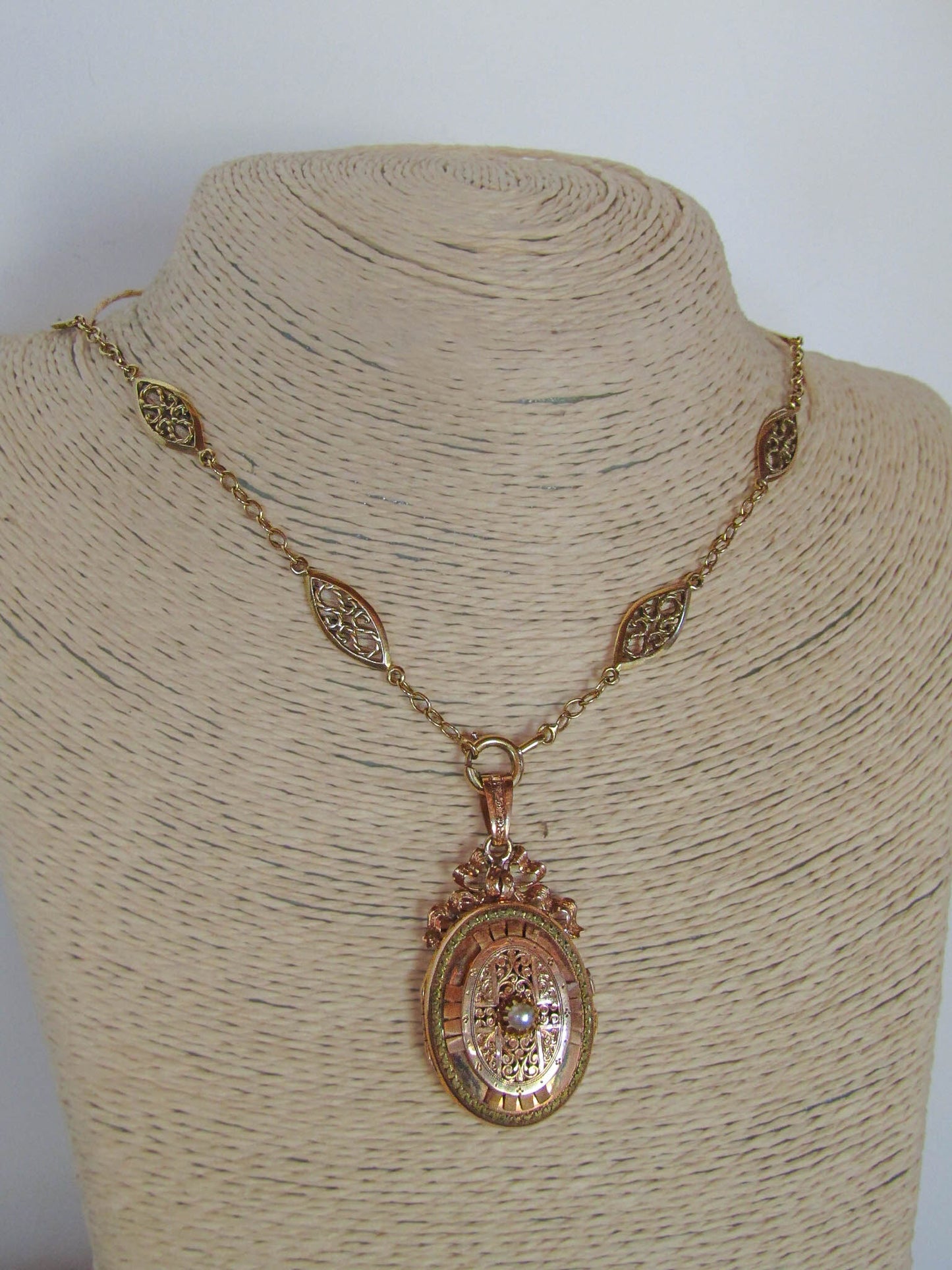 Antique French 18K Solid Rose Gold Vinaigrette Locket c. 1880