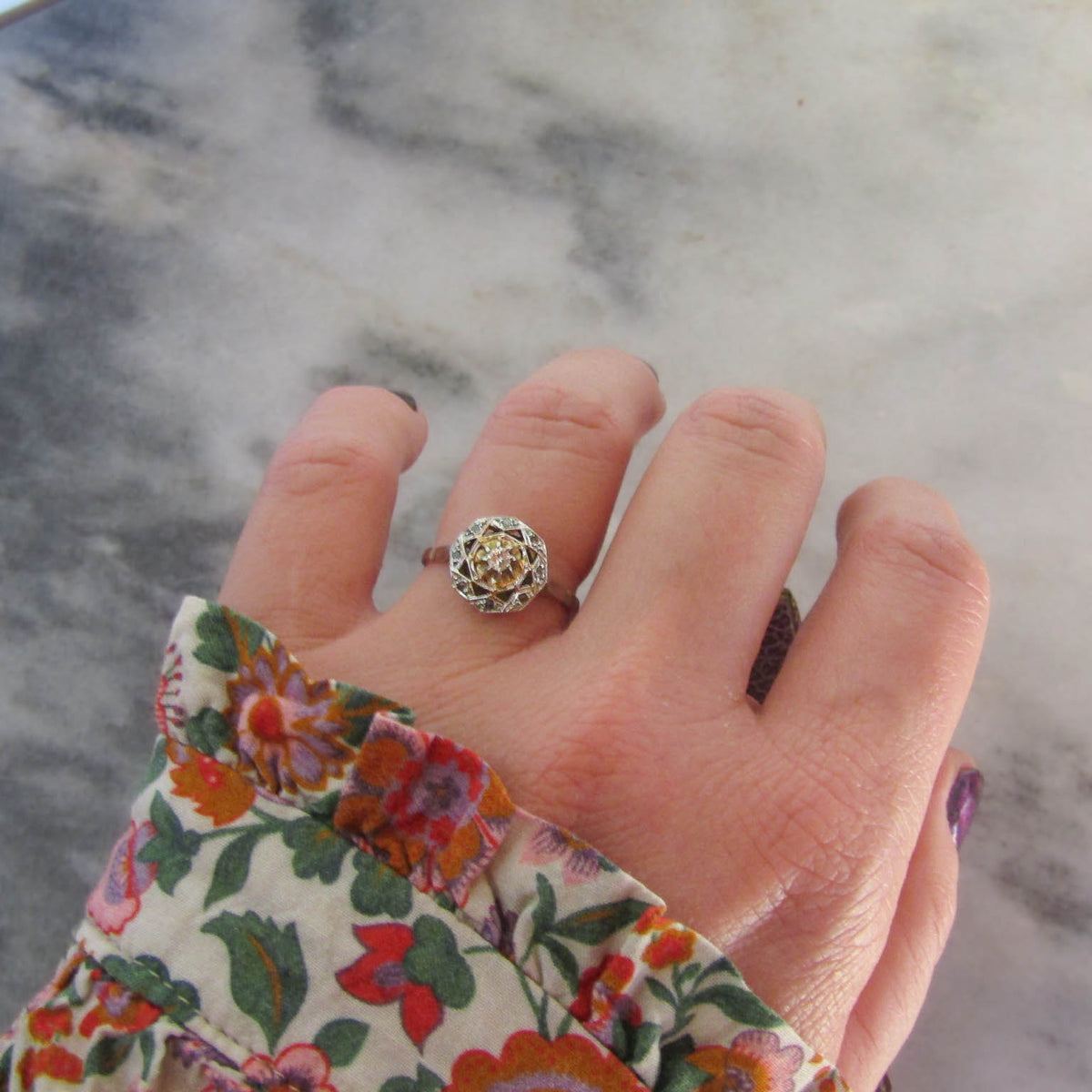 Antique Art Deco Platinum and Diamond Solitaire Ring c. 1920