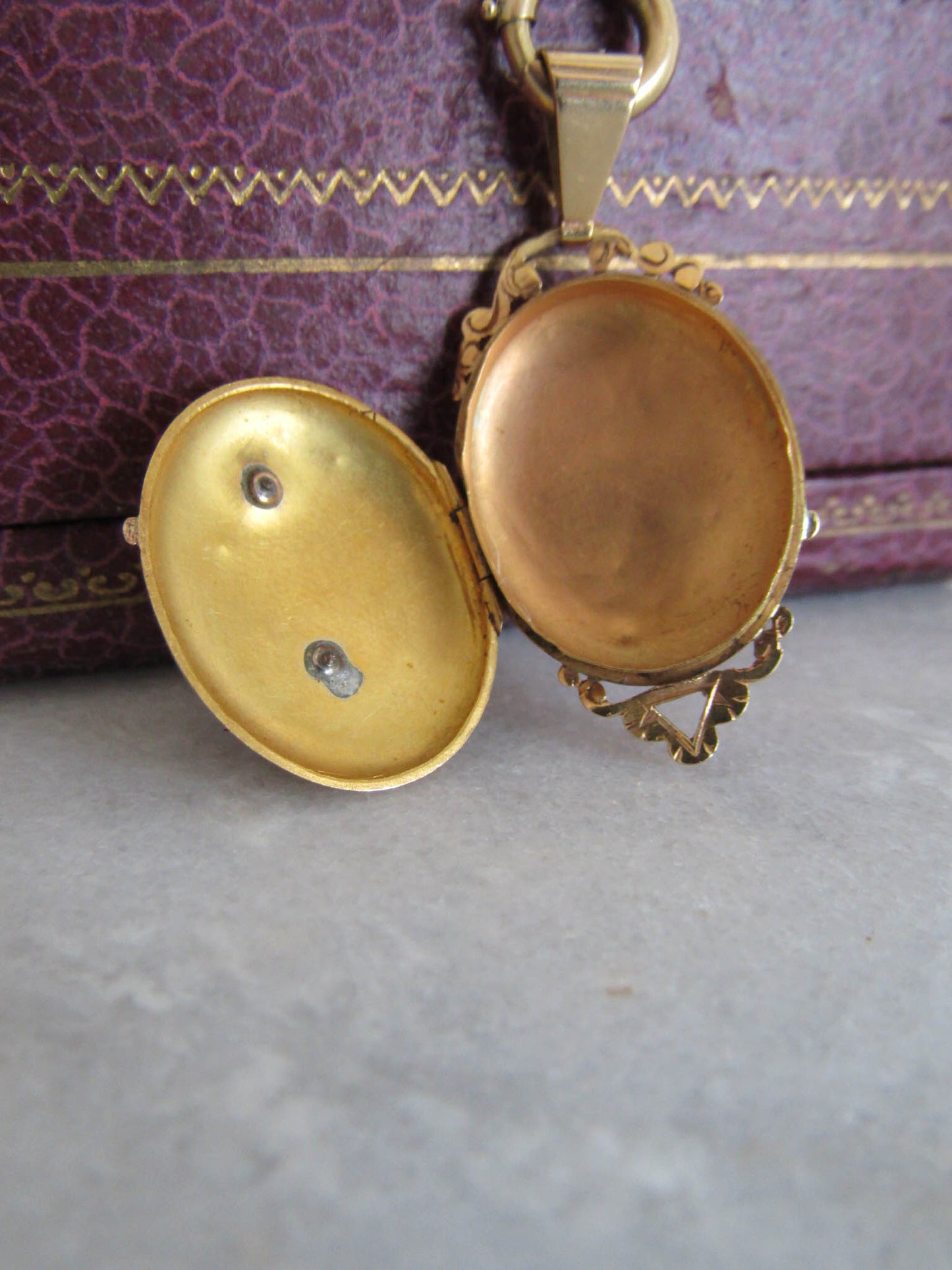 18K Solid Gold Antique French Floral Locket with Natural Pearls, Belle Epoque Napoleon III XIX Century Victorian locket