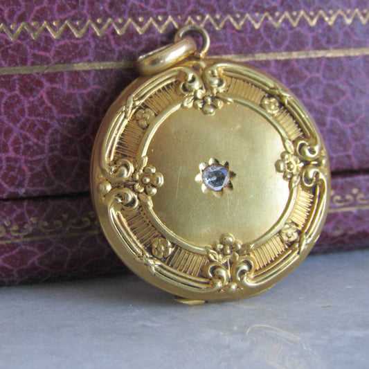 18K Solid Gold and Rose Cut Diamond Art Nouveau Locket, Antique French Art Nouveau Pendant c. 1900