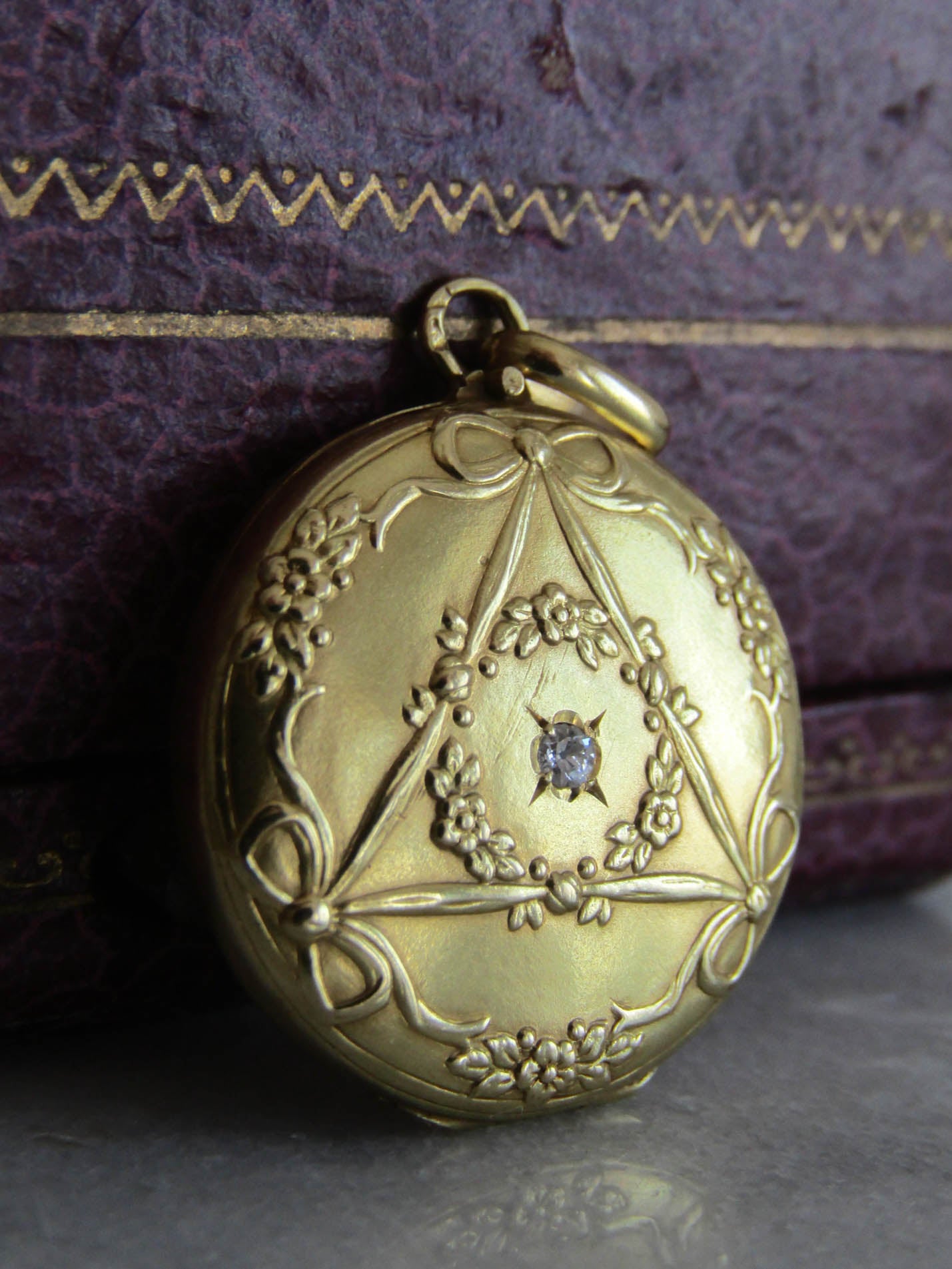 Art Nouveau DIAMOND and 18k solid gold locket, Antique French Belle Epoque Pendant c. 1900