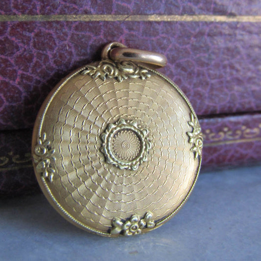 Antique 18K Solid Gold Guilloche Locket c. 1900, French Belle Epoque Enginge Turned Pendant