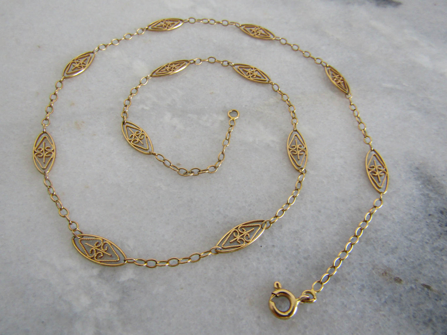 18K Art Nouveau Filigree Chain, 1900s French Antique Gold Necklace with Navette links