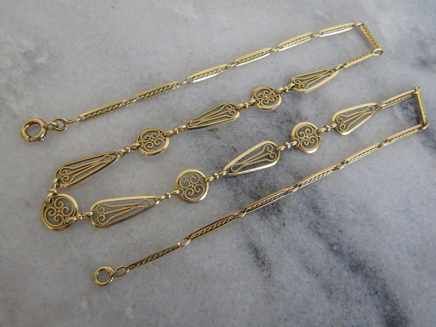 18k Solid Gold Antique Necklace c. 1900