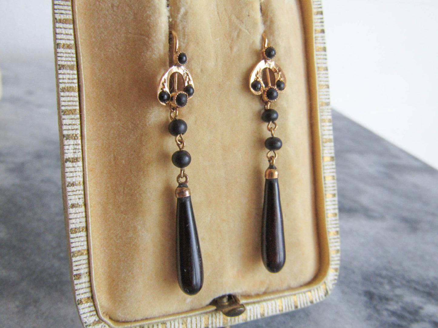 18K Gold Jet Torpedo Drop Earrings, Antique French Belle Epoque Dangle Earrings c. 1910