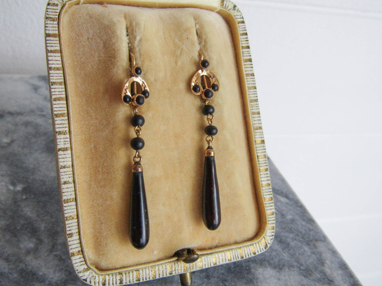 18K Gold Jet Torpedo Drop Earrings, Antique French Belle Epoque Dangle Earrings c. 1910