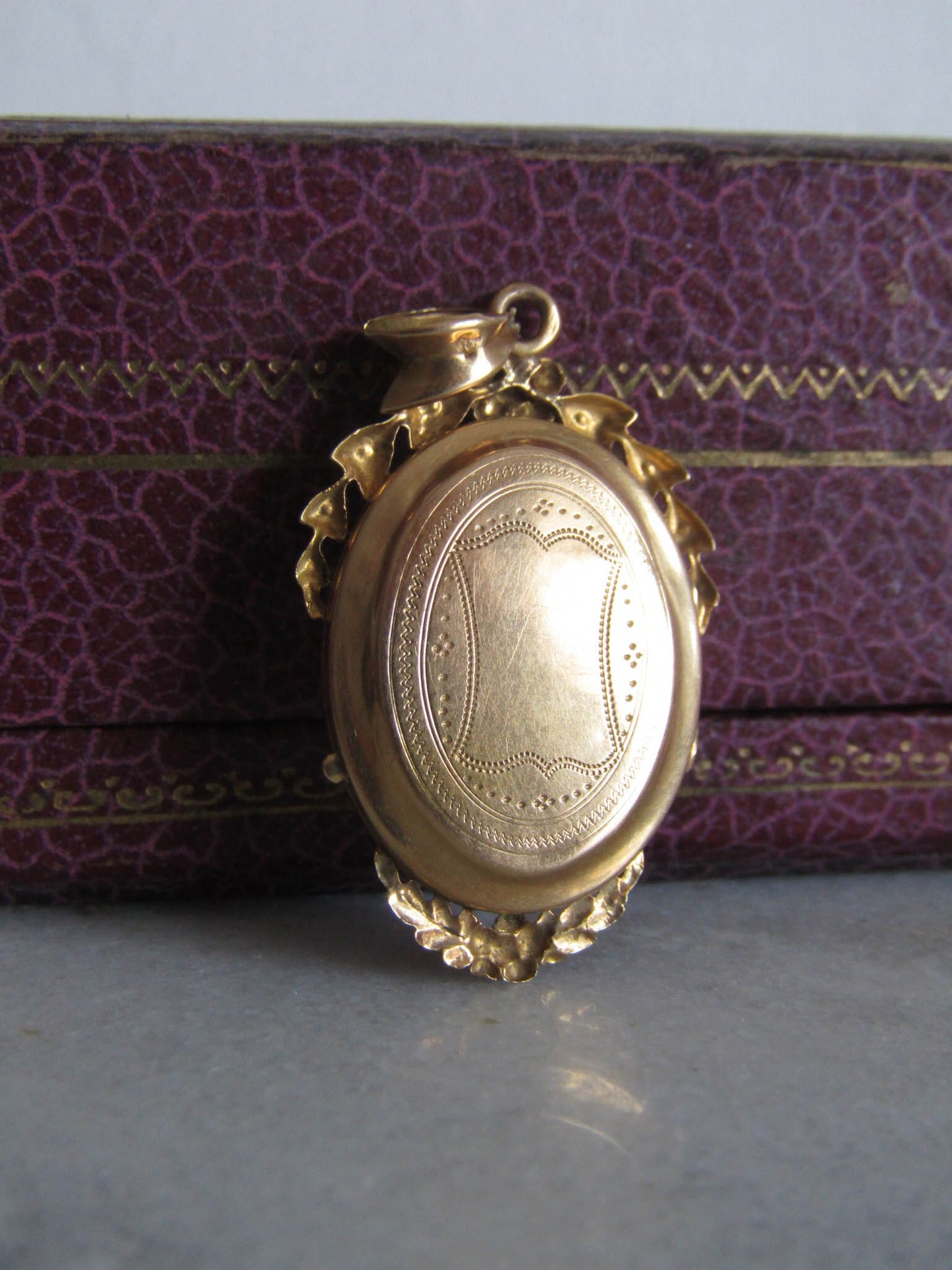 Antique 18k Gold French Forget me Not Locket with Seed Pearls, Victorian Belle Epoque Locket XIX Century Pendant