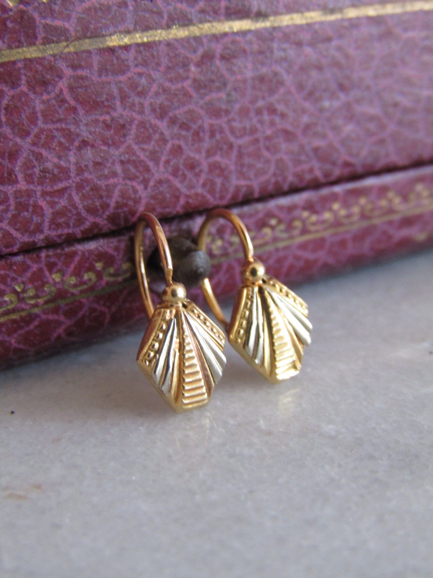 Antique 18K Art Deco Drop Earrings, Petite Antique 18k Gold Earrings