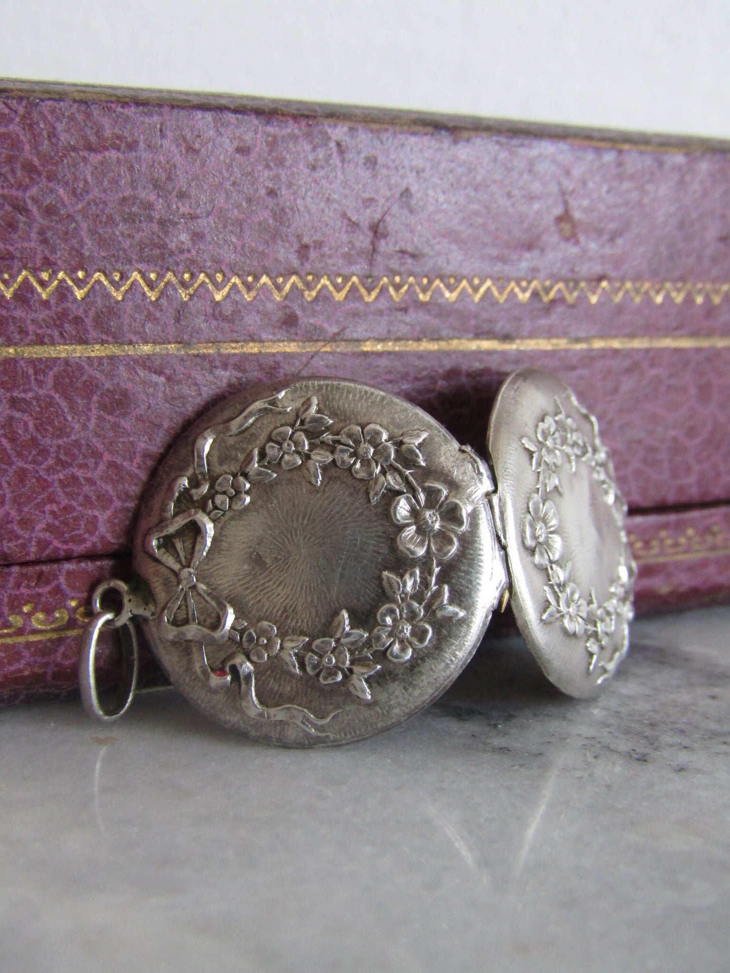 Antique Silver Art Nouveau Locket, Vintage Flower and Bow Edwardian Round Locket