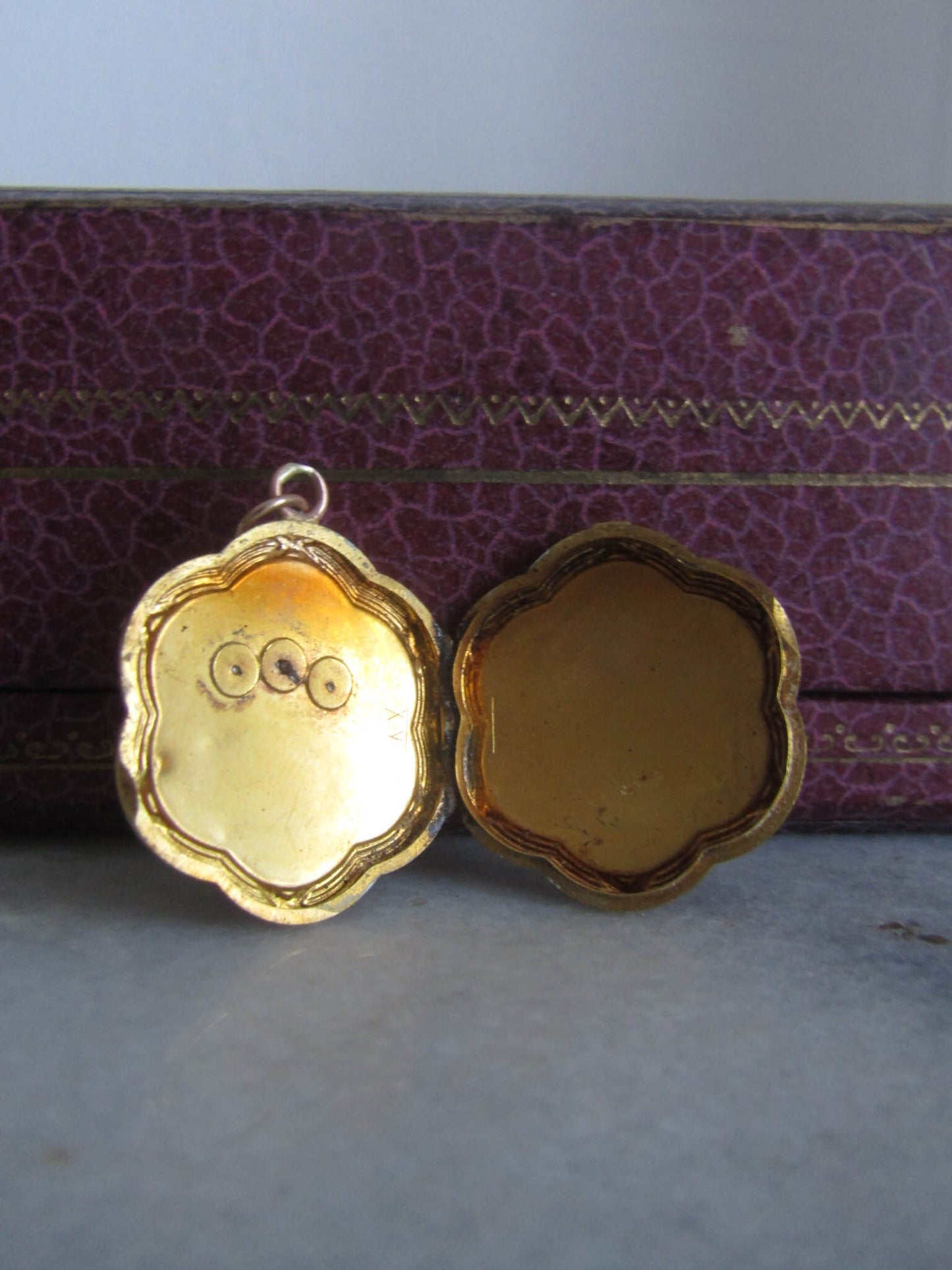 18K Gold Edwardian Lily of the Valley Locket, Antique French Art Nouveau Locket Pendant c. 1900