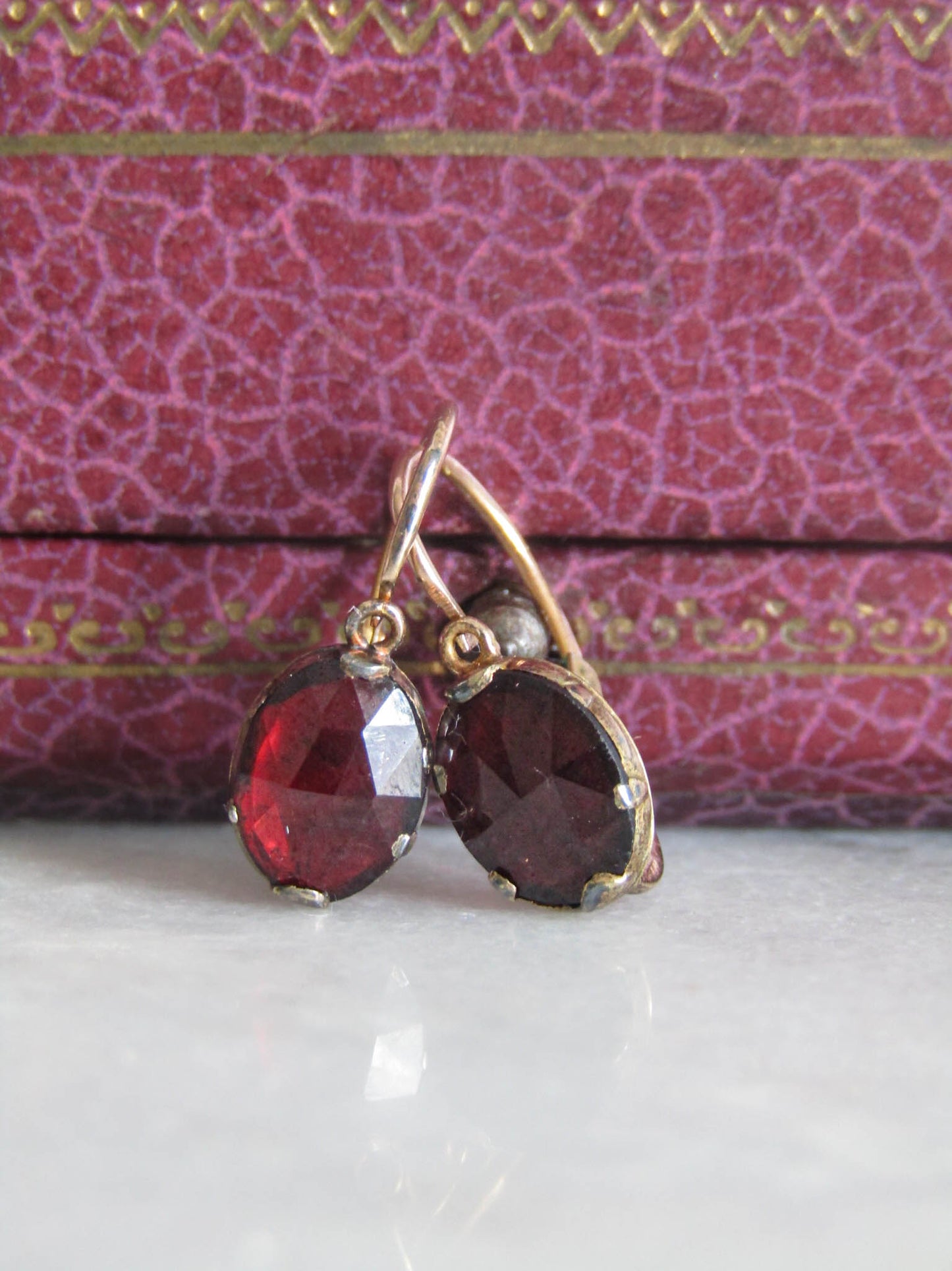 Antique French Perpignan Garnet Dormeuse Sleeper Earrings, XIX Century Rose Cut Garnet Drop Earrings