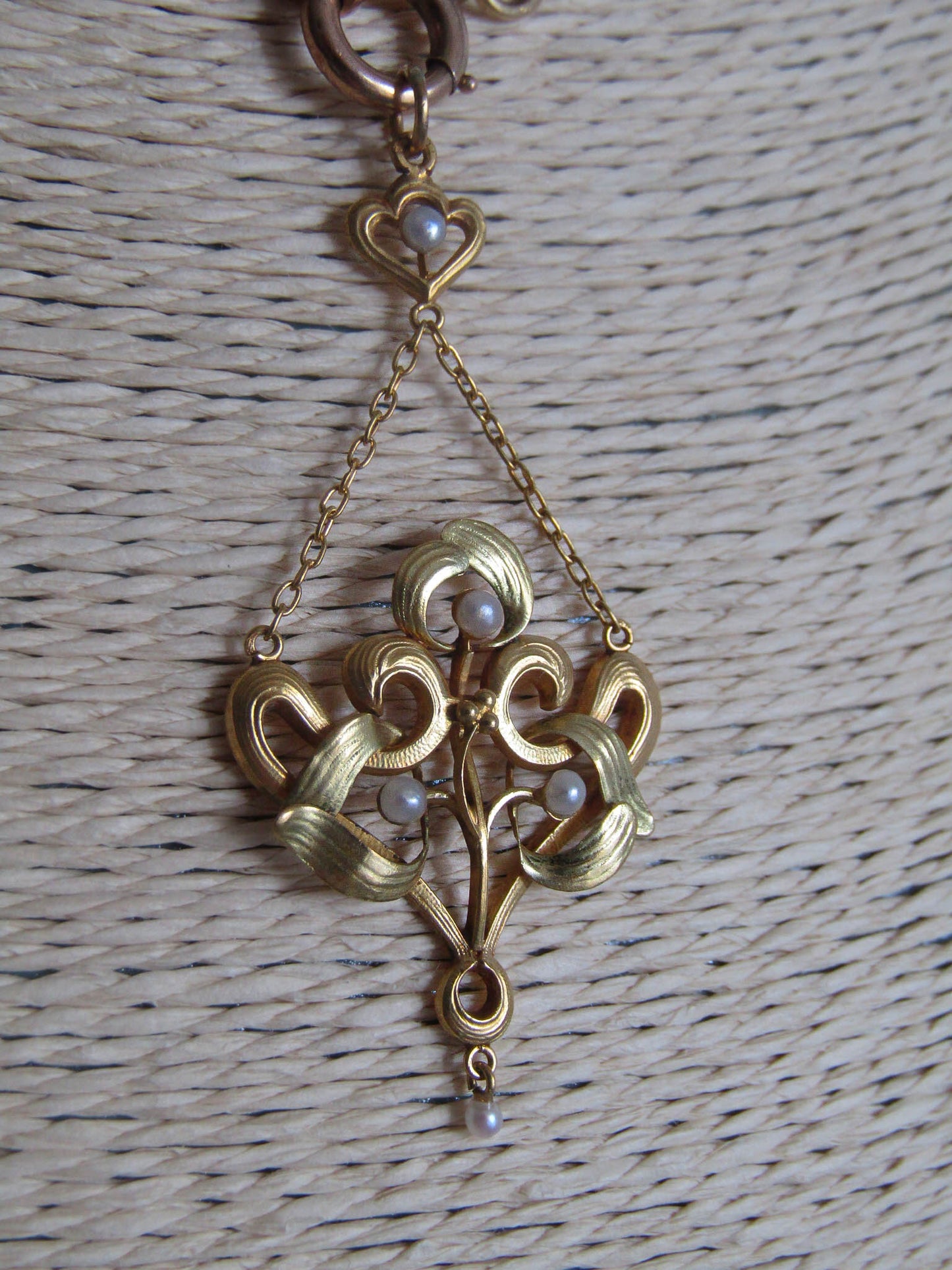 RESERVED | 18K gold Art Nouveau Mistletoe Pendant Lavaliere, Enameled V-pendant