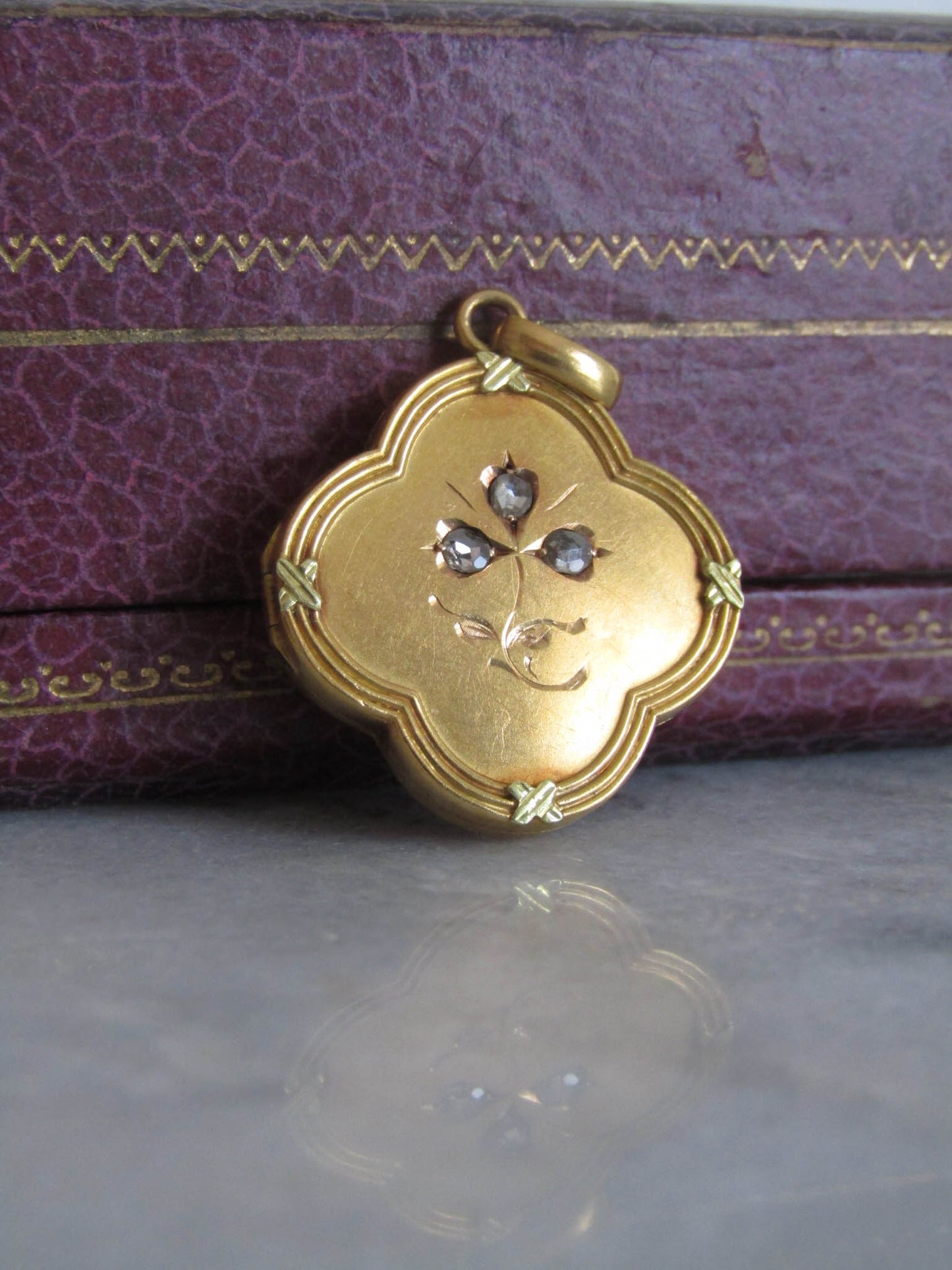 Antique 18k Gold Quadrilobe Shamrock Pendant with Rose Cut Diamonds