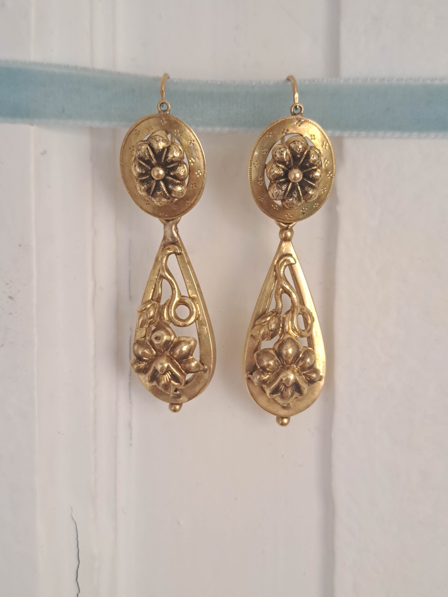 Antique 18K Napoleon III Day and Night Solid Gold Earrings