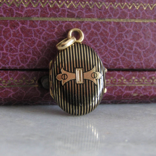 Antique 18k Gold Enamel Buckle Locket, Victorian French Belle Epoque Striped Buckle Pendant