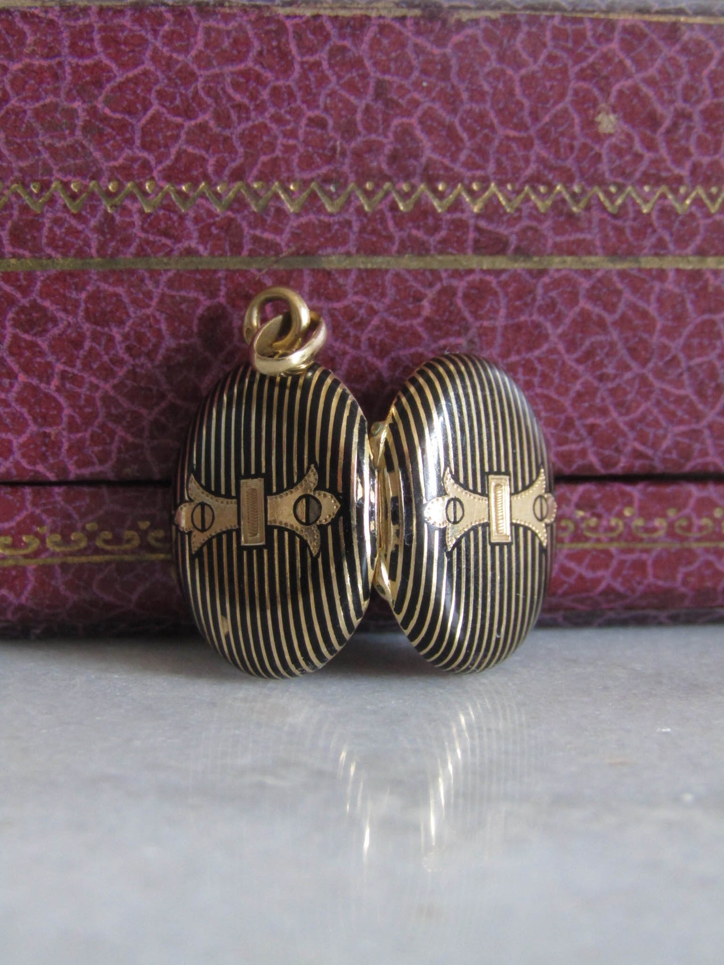 Antique 18k Gold Enamel Buckle Locket, Victorian French Belle Epoque Striped Buckle Pendant