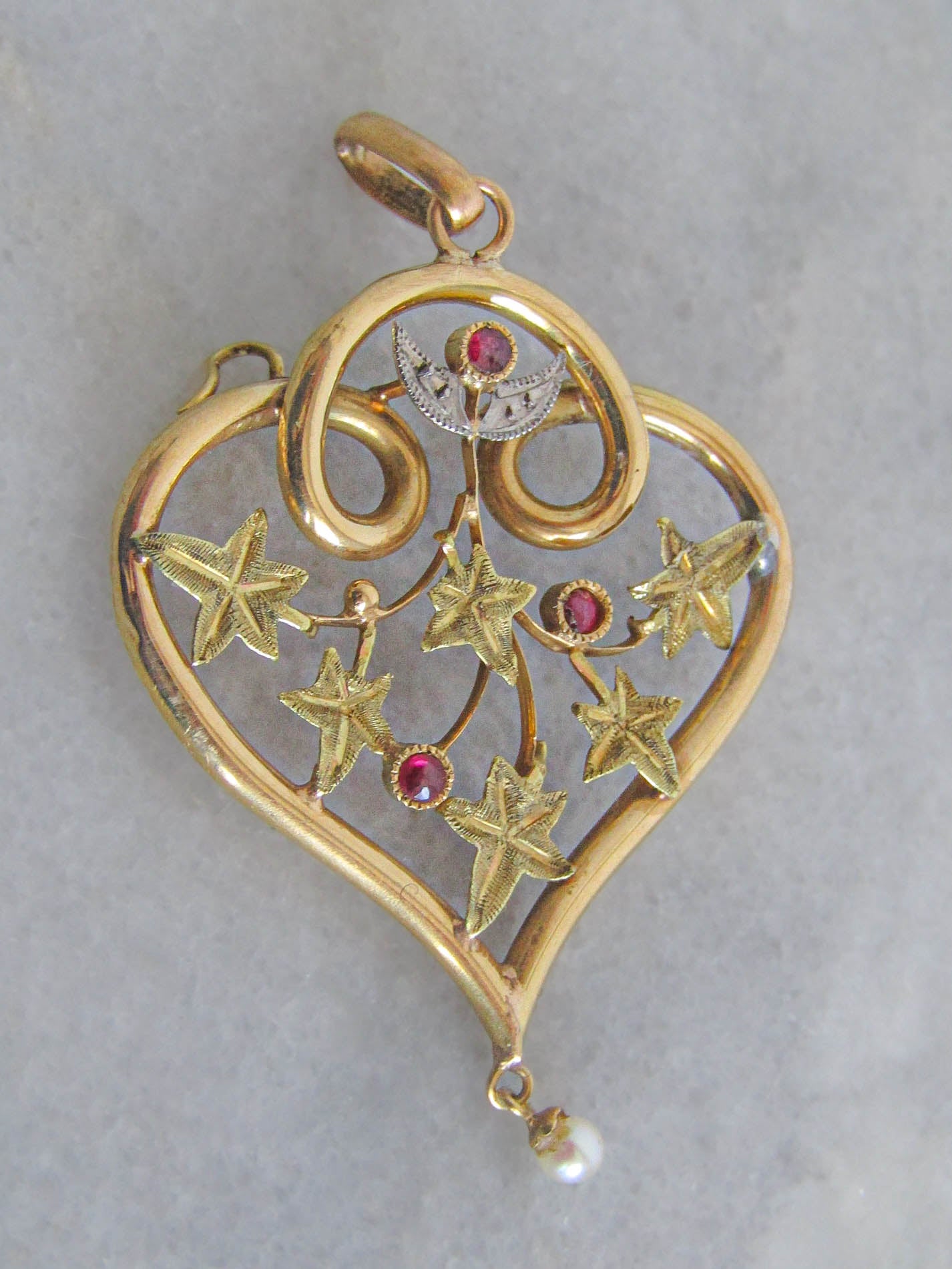 Antique Art Nouveau 18k Gold Ivy Heart Pendant with Garnet accents