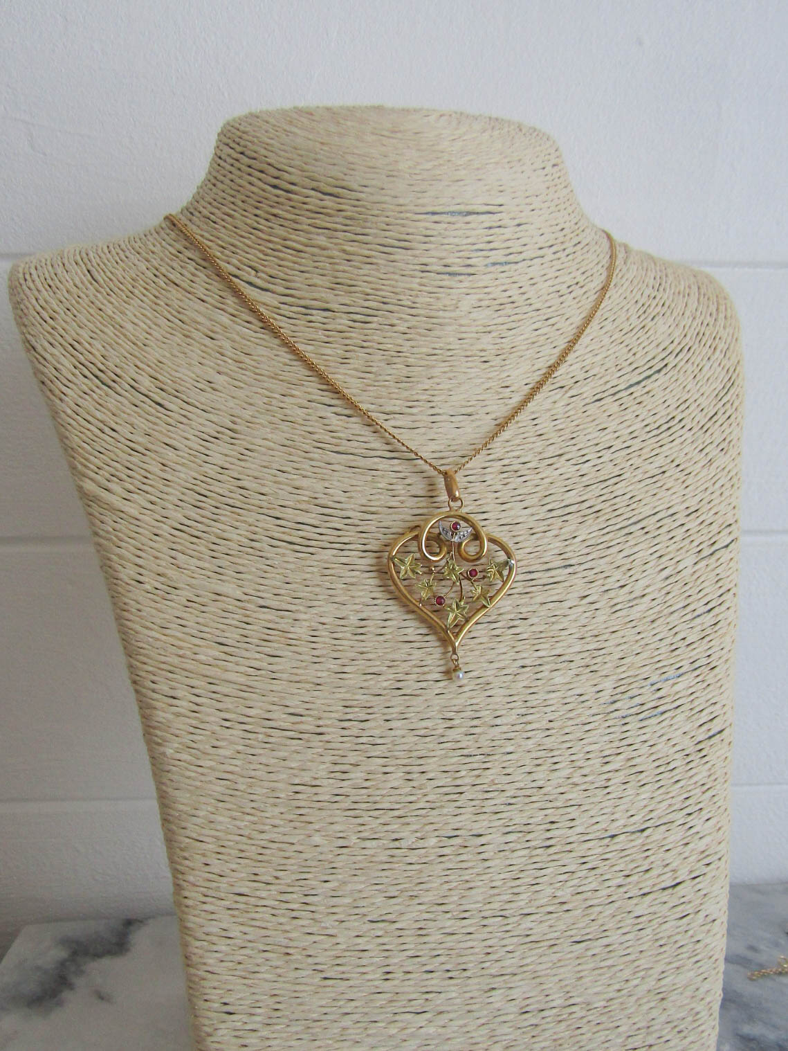 Antique Art Nouveau 18k Gold Ivy Heart Pendant with Garnet accents