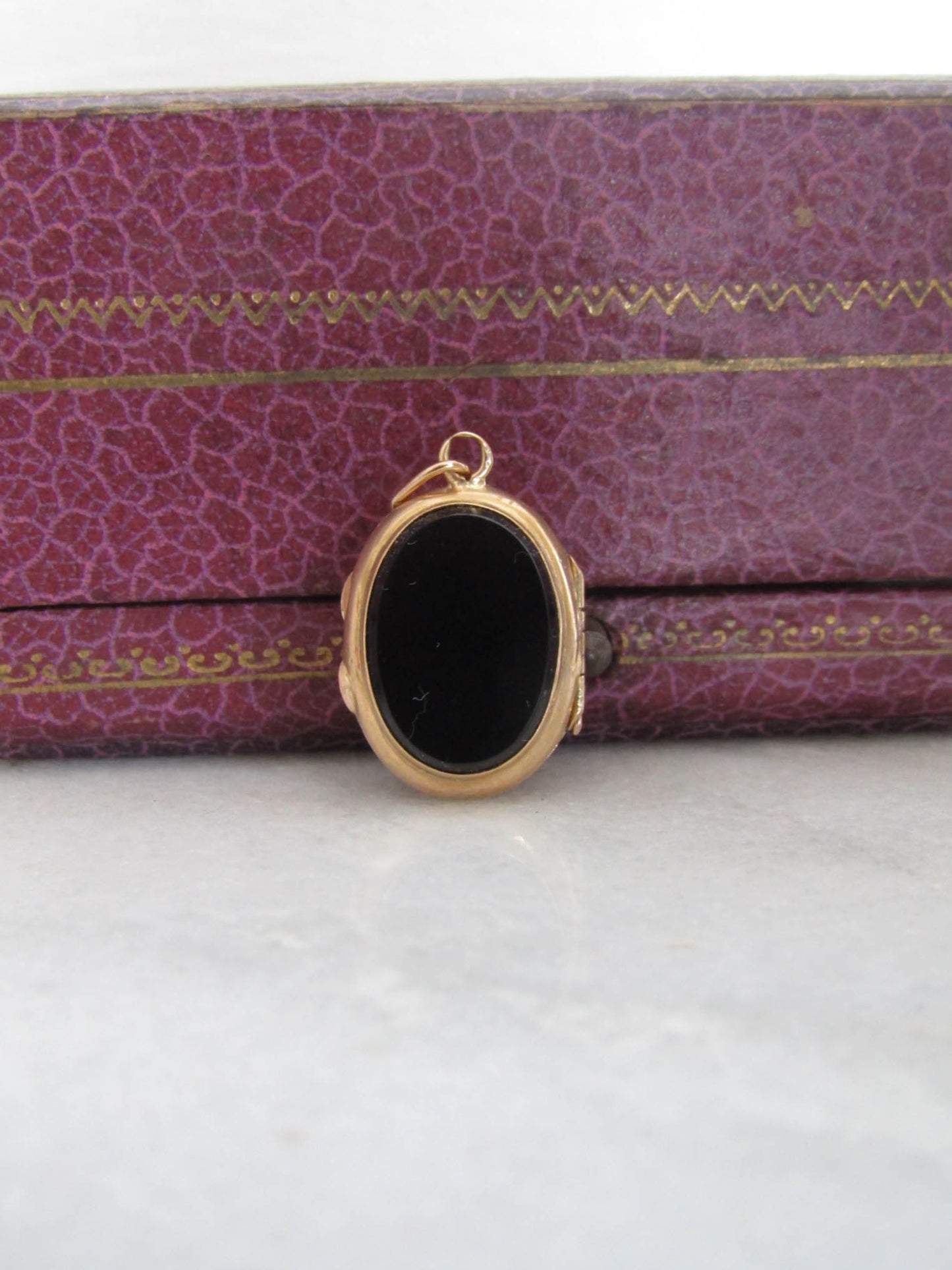 Antique 18k Onyx Pendant Locket with Hinged Glass Partition