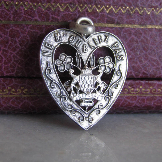 Antique Silver "ne m'oubliez pas" pendant, Don't forget me Romantic Heart Pendant c. 1900