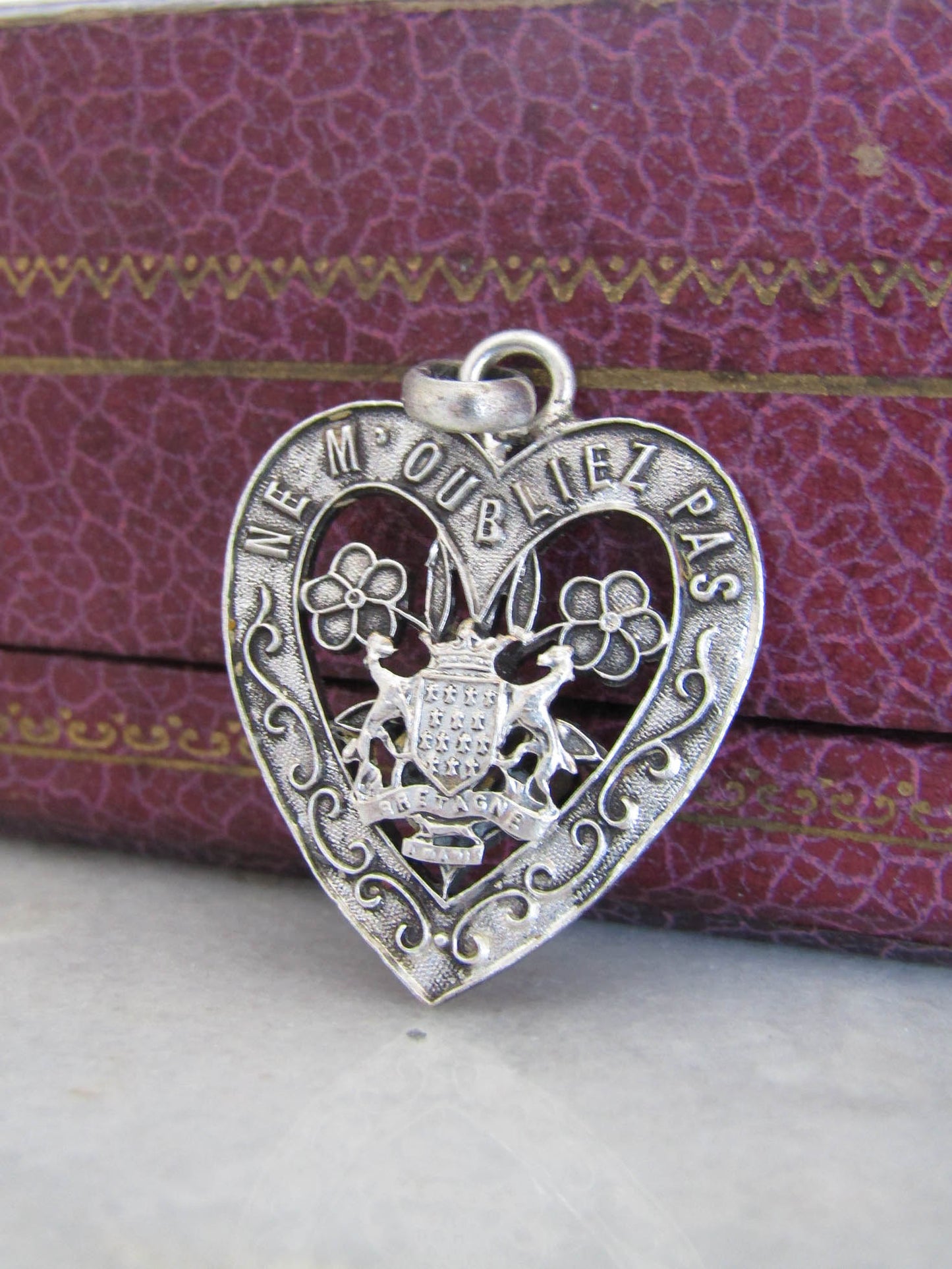 Antique Silver "ne m'oubliez pas" pendant, Don't forget me Romantic Heart Pendant c. 1900