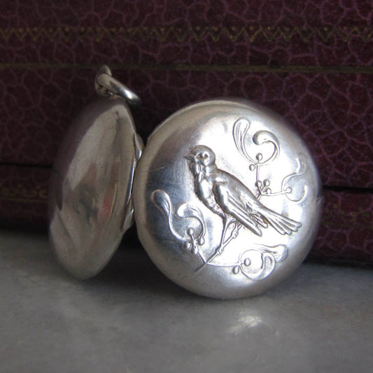 Antique Silver Mistle thrush and Mistletoe Art Nouveu Locket c. 1900