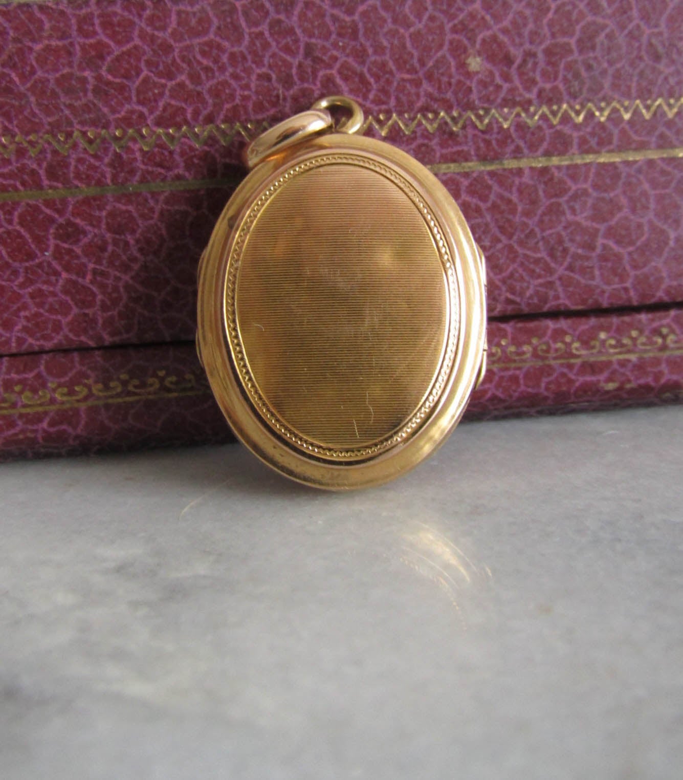 Antique Victorian 18K Solid Gold Locket with Hinged Glass Partition c. 1860