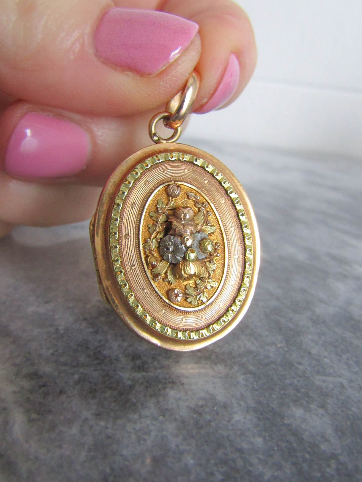 Antique Victorian 18K Solid Gold Locket with Hinged Glass Partition c. 1860